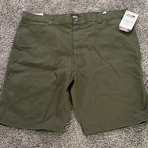 Dickies Flex Utility Shorts size 42 NWT